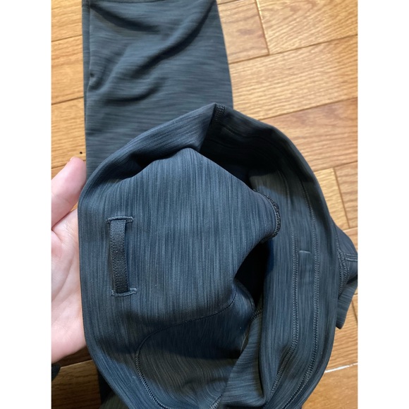 Lululemon Wunder Train Leggings - Picture 4 of 5